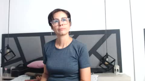 Snapshot of amanda_ramirez chatting on 07/04/26, 08:04 amanda_ramirez online show from 07/04/26, 08:04