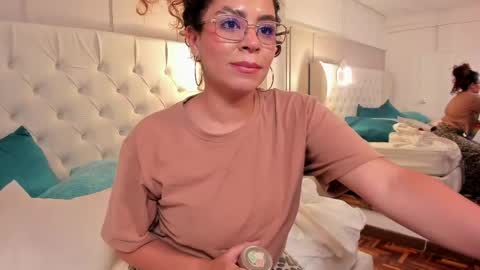 Amanda Rios online show from 05/27/26, 01:57