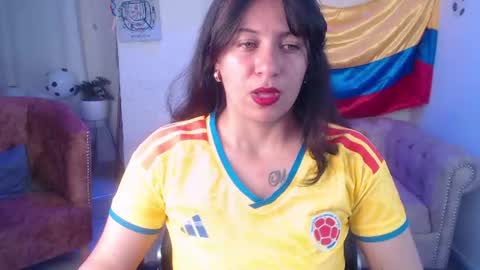 Snapshot of amanda_rousee chatting on 06/18/26, 03:40 Amanda online show from 06/18/26, 03:40