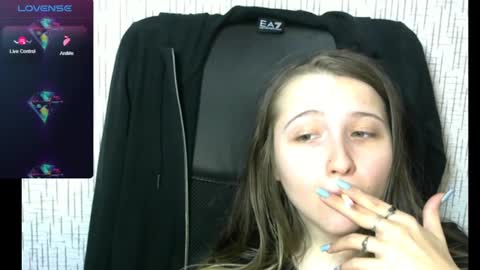 Snapshot of amanda_sherr chatting on 12/01/24, 08:53 Amanda online show from 12/01/24, 08:53