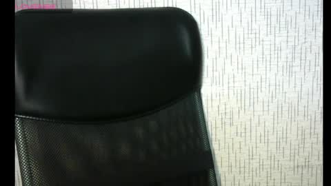 Snapshot of amanda_sherr chatting on 12/21/24, 01:21 Amanda online show from 12/21/24, 01:21