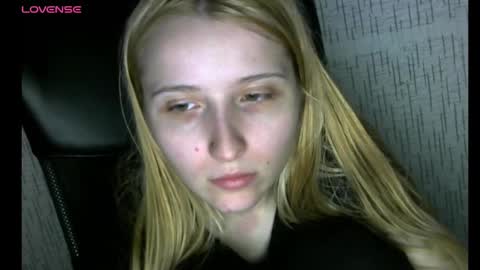 Snapshot of amanda_sherr chatting on 12/28/24, 01:18 Amanda online show from 12/28/24, 01:18