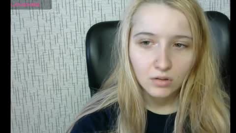 Snapshot of amanda_sherr chatting on 01/18/25, 10:39 Amanda online show from 01/18/25, 10:39