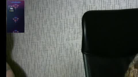 Snapshot of amanda_sherr chatting on 03/08/25, 12:11 Amanda online show from 03/08/25, 12:11