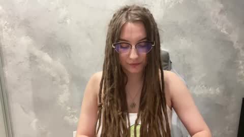 Amanda online show from 02/11/26, 08:25