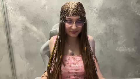 Snapshot of amanda_ss chatting on 03/15/26, 09:26 Amanda online show from 03/15/26, 09:26