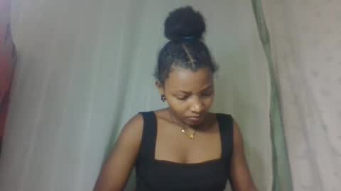 Snapshot of amandaaa25 chatting on 09/14/25, 06:45 amandaaa25 online show from 09/14/25, 06:45