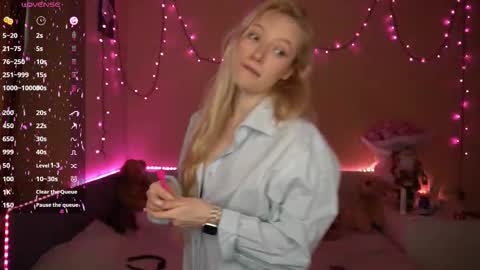 Snapshot of amandaafire chatting on 01/09/26, 07:55 Amanda online show from 01/09/26, 07:55