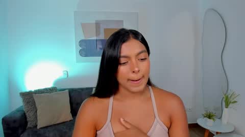 Amanda  online show from 10/12/25, 10:09