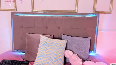 amandalee26 online show from 04/06/26, 10:33