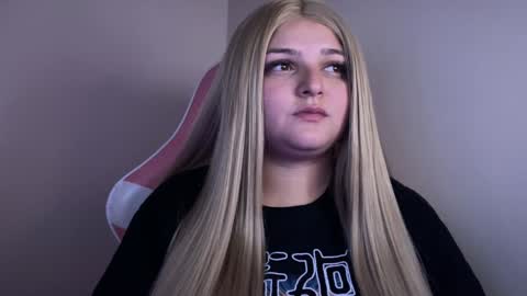 Amandha online show from 02/02/25, 10:49