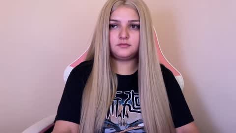 Amandha online show from 02/05/25, 06:37