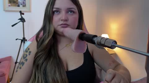 Snapshot of amandhaaa chatting on 03/03/26, 06:14 Amandha online show from 03/03/26, 06:14