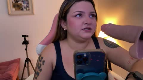 Snapshot of amandhaaa chatting on 03/23/26, 05:17 Amandha online show from 03/23/26, 05:17