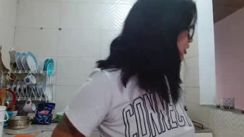 Snapshot of amanne_misa chatting on 11/12/25, 08:52 Amanne Misa online show from 11/12/25, 08:52