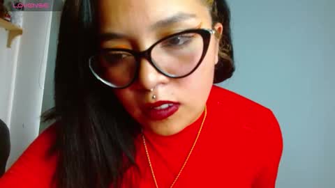 Snapshot of amanne_misa chatting on 12/15/25, 09:19 Amanne Misa online show from 12/15/25, 09:19