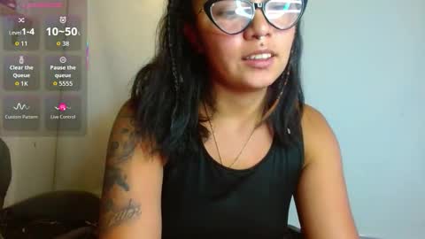 Snapshot of amanne_misa chatting on 12/22/25, 02:41 Amanne Misa online show from 12/22/25, 02:41