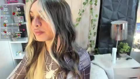 Snapshot of amapola_hs chatting on 04/22/26, 10:11 amapola_hs online show from 04/22/26, 10:11