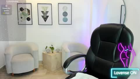 Snapshot of amara_foxx chatting on 03/25/26, 11:11 amara foxx online show from 03/25/26, 11:11