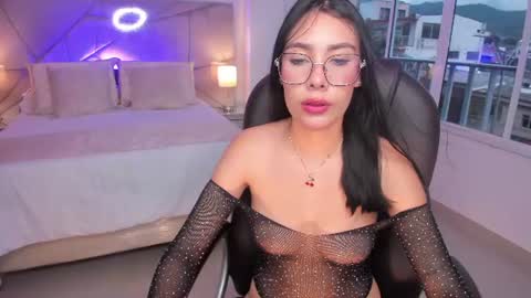 Snapshot of amara_foxx chatting on 07/10/26, 07:05 amara foxx online show from 07/10/26, 07:05