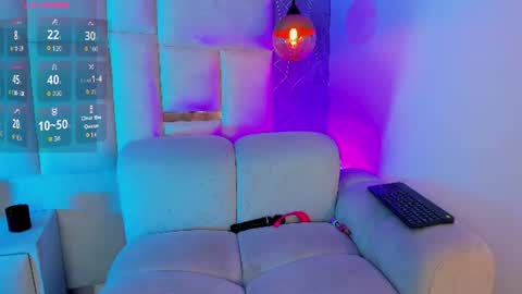 Snapshot of amara_lunee chatting on 06/23/26, 06:22 AMARA online show from 06/23/26, 06:22