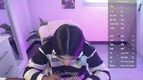 Snapshot of amara_silk chatting on 06/06/26, 04:55 amara_silk online show from 06/06/26, 04:55