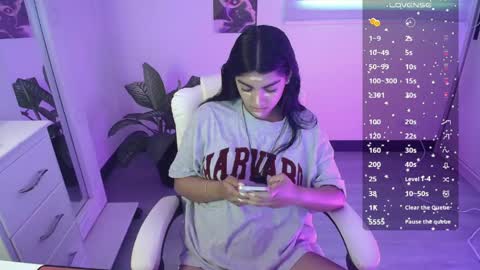 Snapshot of amara_silk chatting on 06/08/26, 10:10 amara_silk online show from 06/08/26, 10:10
