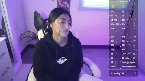 Snapshot of amara_silk chatting on 07/08/26, 10:47 amara_silk online show from 07/08/26, 10:47
