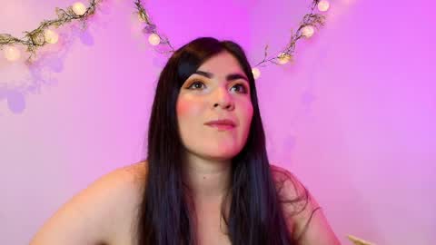 Amara Vega  online show from 04/06/26, 10:05