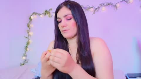 Amara Vega  online show from 04/16/26, 01:01