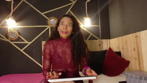 Snapshot of amara_vex chatting on 05/26/26, 12:45 amara_vex online show from 05/26/26, 12:45