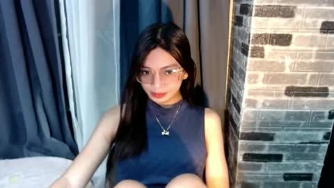 BELLA online show from 02/01/26, 02:37