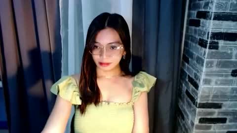 Snapshot of amarabellax chatting on 03/25/26, 08:37 BELLA online show from 03/25/26, 08:37