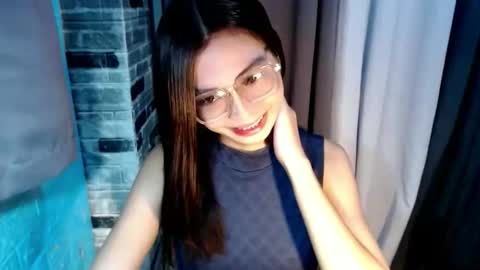Snapshot of amarabellax chatting on 05/25/26, 11:11 BELLA online show from 05/25/26, 11:11