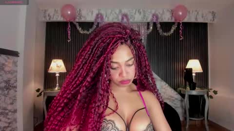 Snapshot of amarafire chatting on 12/20/25, 08:05 Amara Fire Online 700 to 1400 GTM-5 online show from 12/20/25, 08:05