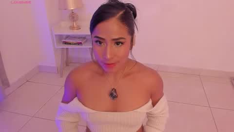 Snapshot of amaraht_ chatting on 10/14/25, 08:59 Amara online show from 10/14/25, 08:59