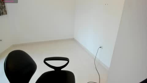 Snapshot of amaranta69_cam chatting on 03/03/25, 04:56 AMARANTA online show from 03/03/25, 04:56