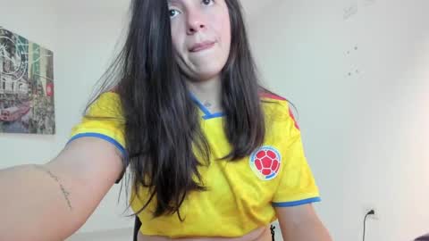 Snapshot of amaranta69_cam chatting on 05/16/26, 10:36 AMARANTA online show from 05/16/26, 10:36