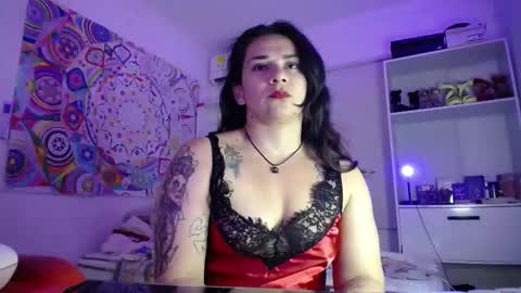 Susan online show from 11/07/25, 10:32