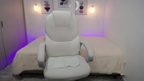 Snapshot of amarantha_ross chatting on 01/30/25, 05:06 Amarantha online show from 01/30/25, 05:06