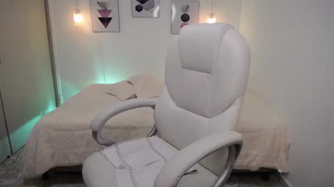 Snapshot of amarantha_ross chatting on 02/12/25, 02:21 Amarantha online show from 02/12/25, 02:21