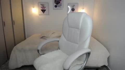 Snapshot of amarantha_ross chatting on 09/11/25, 01:33 Amarantha online show from 09/11/25, 01:33