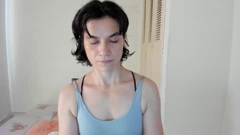 Amarantha online show from 12/15/25, 08:35