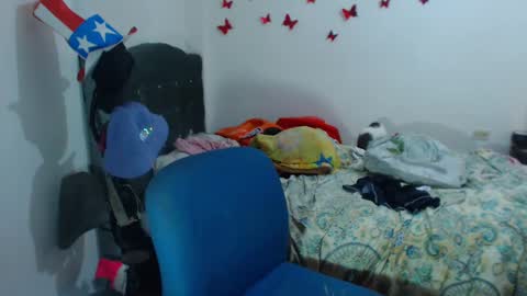 Amara Julia online show from 09/28/25, 01:22