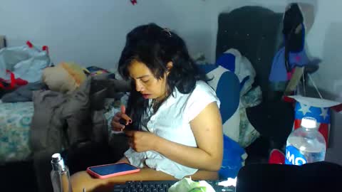 Amara Julia online show from 10/08/25, 04:32