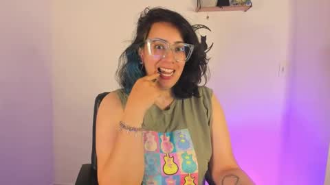 Snapshot of amaryllis_vizcaya chatting on 03/06/25, 03:02 Katt online show from 03/06/25, 03:02