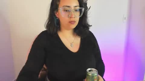 Snapshot of amaryllis_vizcaya chatting on 03/08/25, 11:18 Katt online show from 03/08/25, 11:18