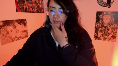 Snapshot of amaryllis_vizcaya chatting on 10/26/25, 10:15 Katt online show from 10/26/25, 10:15