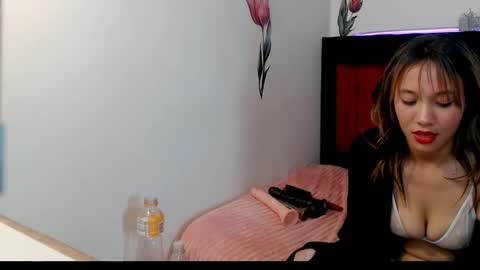 Snapshot of amaryxs1 chatting on 12/21/25, 04:03 AMARYXS1 online show from 12/21/25, 04:03