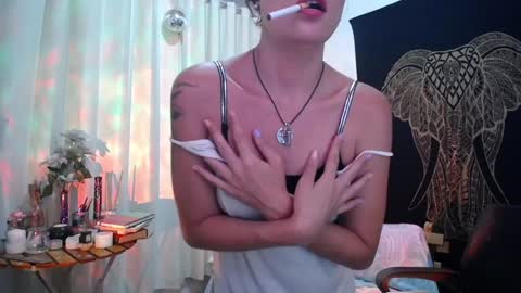 Snapshot of amatista_riveera chatting on 01/29/25, 11:35 Amatista  Next stream 9 DEC 1 PM COLOMBIAN TIME  miss u and love u online show from 01/29/25, 11:35